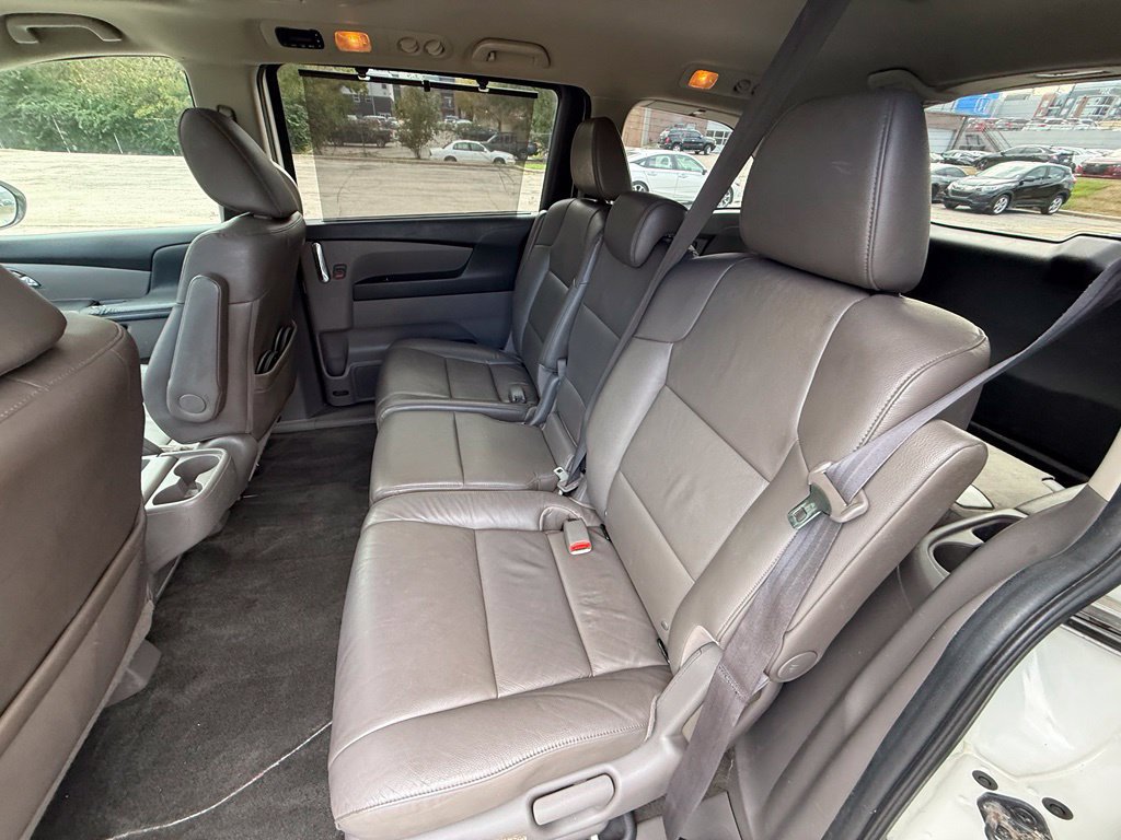 Used 2016 Honda Odyssey Touring Elite image 29