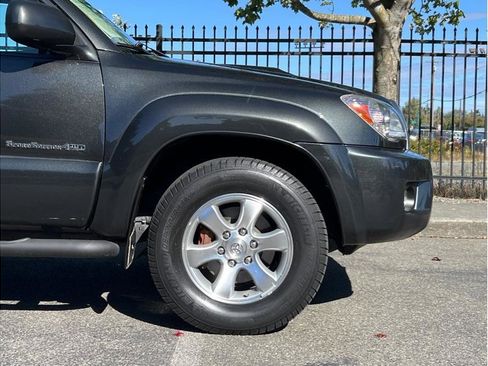 Used 2007 Toyota 4Runner Sport image 2