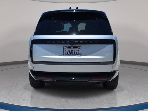 Certified 2025 Land Rover Range Rover SE AWD/4WD image 6