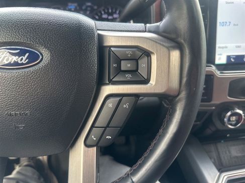 Used 2022 Ford F250 Platinum w/ FX4 Off-Road Package AWD/4WD image 29