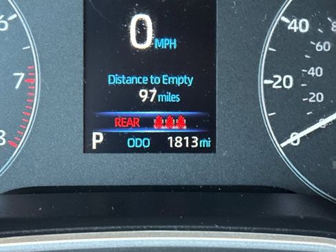 Used 2024 Toyota Corolla SE image 27