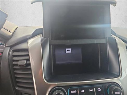 Used 2019 Chevrolet Tahoe LT image 13
