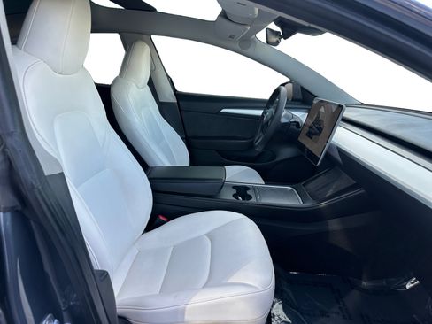 Used 2023 Tesla Model 3 Standard Range RWD image 15