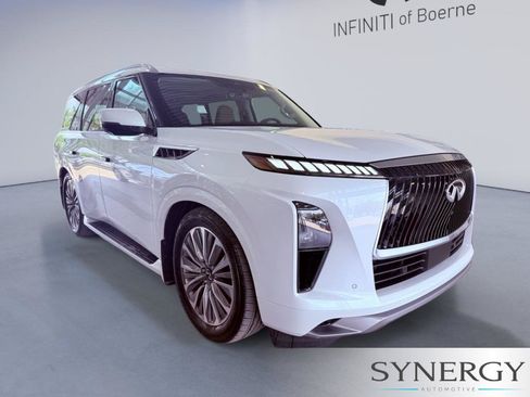 Certified 2026 INFINITI QX80 Luxe w/ Cargo Package AWD/4WD image 3