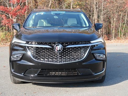 Certified 2022 Buick Enclave Avenir w/ Avenir Technology Package image 2