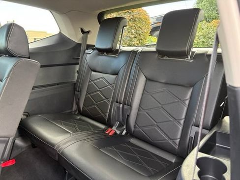Used 2026 Volkswagen Atlas SE AWD/4WD image 14