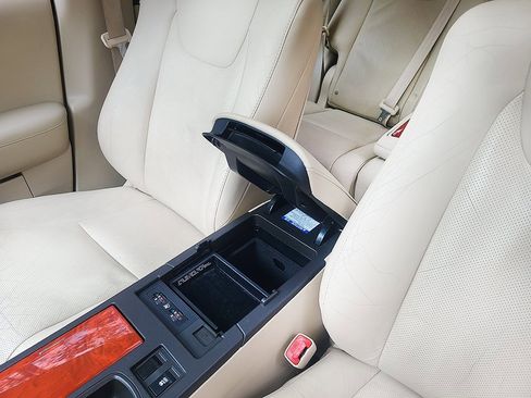 Used 2010 Lexus RX 350 2WD image 37
