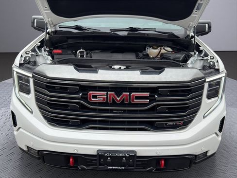 Used 2022 GMC Sierra 1500 AT4 w/ AT4 Premium Package image 27