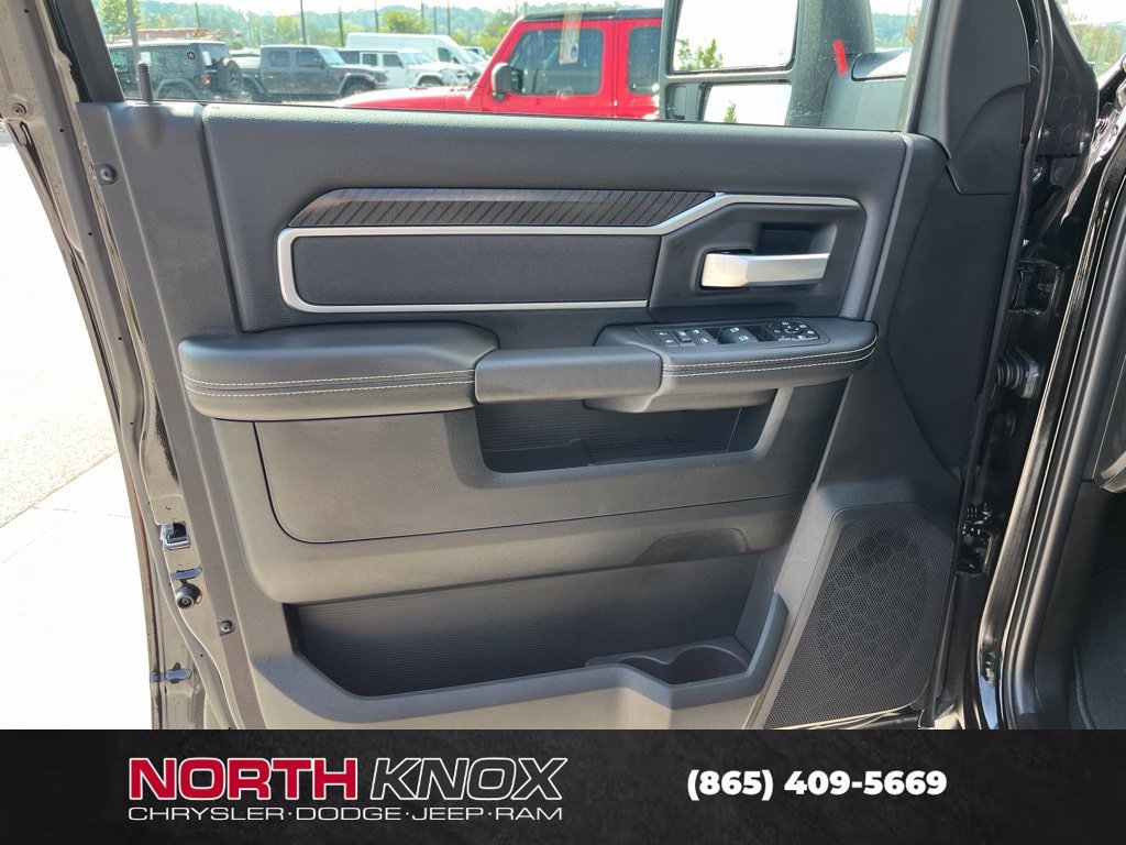New 2027 RAM 3500 Big Horn AWD/4WD image 5