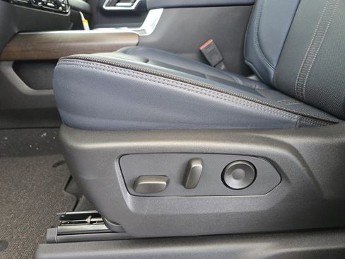 New 2026 Chevrolet Silverado 3500 High Country w/ High Country Premium Package image 19