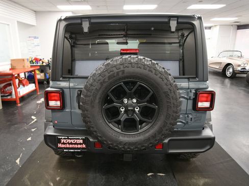 Used 2026 Jeep Wrangler Unlimited Sport AWD/4WD image 7