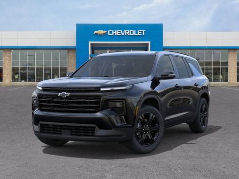 New 2027 Chevrolet Traverse LT w/ Midnight/Sport Edition FWD image 6