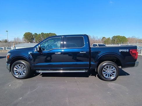 Used 2025 Ford F150 Lariat w/ Equipment Group 501A Mid image 11