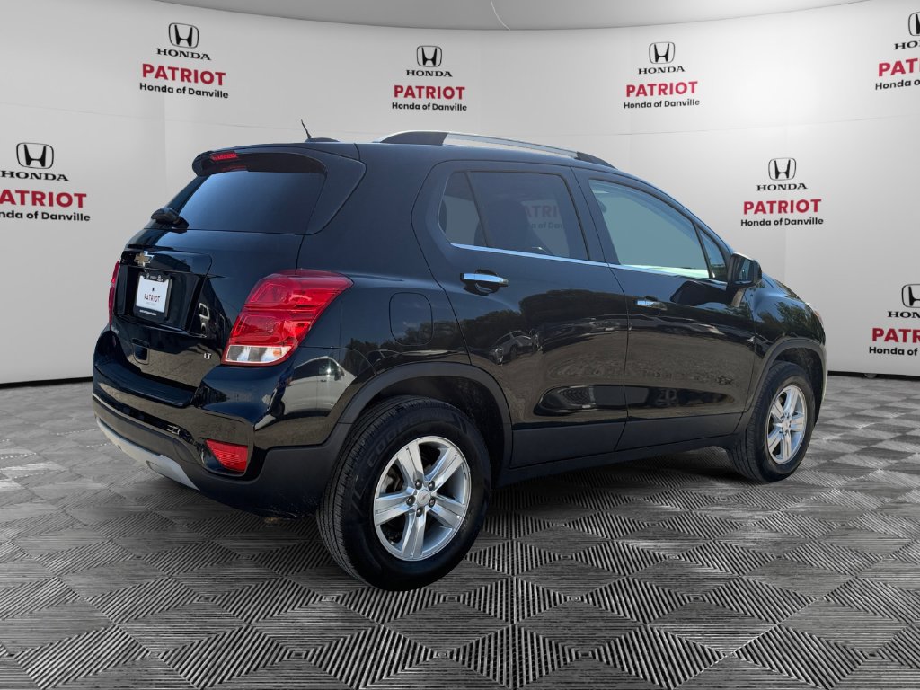 Used 2020 Chevrolet Trax LT w/ LT Convenience Package AWD/4WD image 6