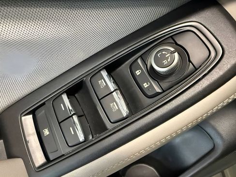 Used 2020 Subaru Forester Premium w/ Popular Package #1 AWD/4WD image 15