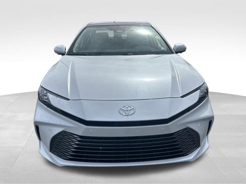 New 2026 Toyota Camry XLE image 8