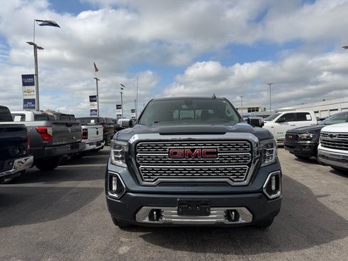 Used 2021 GMC Sierra 1500 Denali w/ Driver Alert Package II AWD/4WD image 3