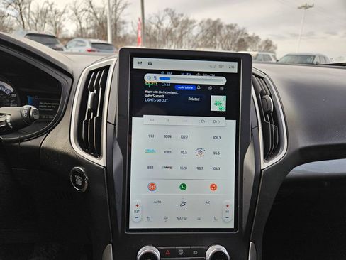 Used 2023 Ford Edge SEL w/ Convenience Package AWD/4WD image 14