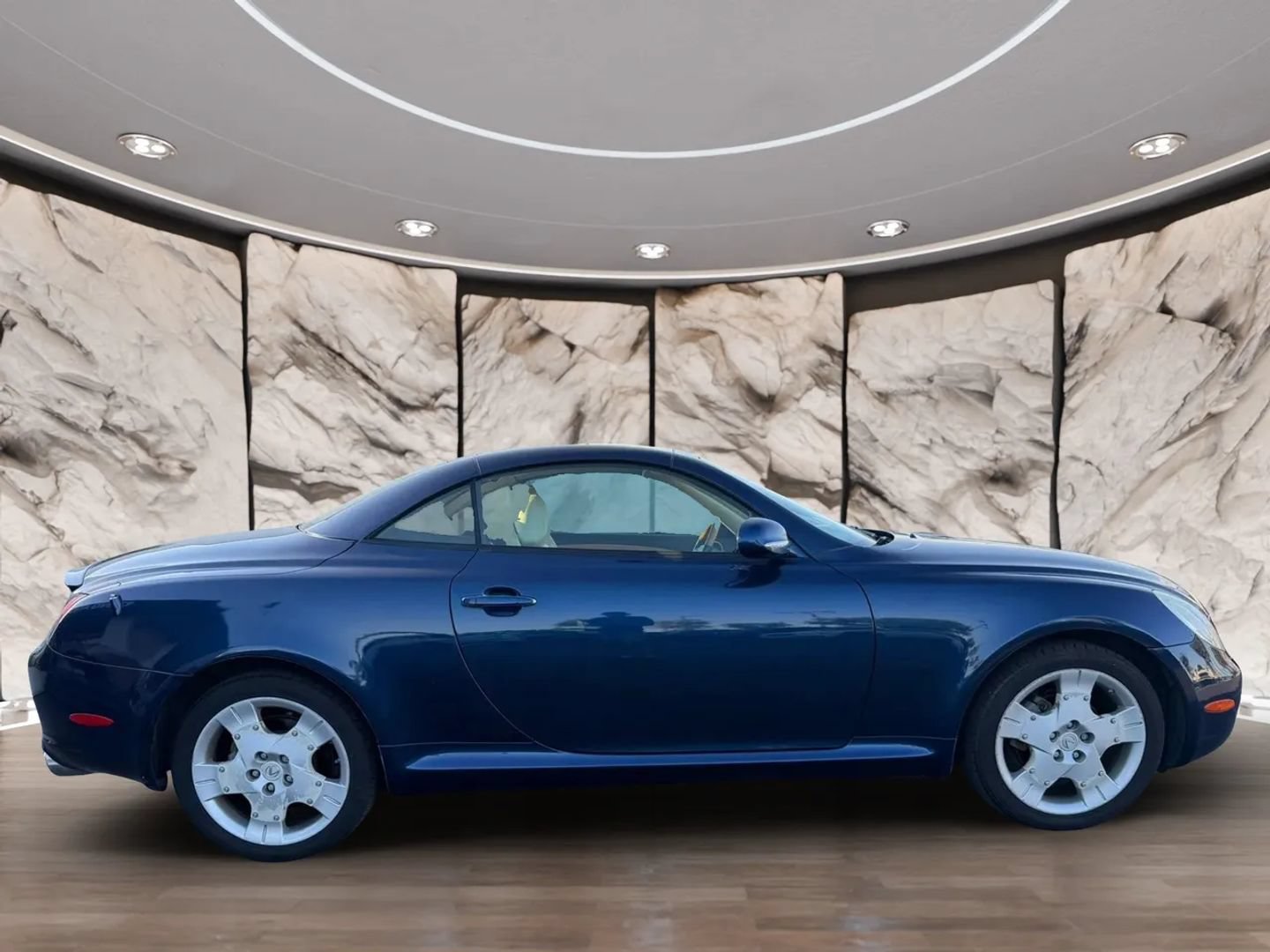 Used 2005 Lexus SC 430 Convertible w/ Preferred Accessory Pkg RWD image 4