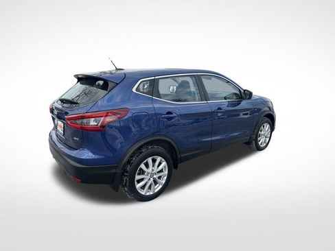 Certified 2022 Nissan Rogue Sport S image 46