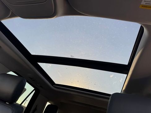 New 2026 Ford Expedition Active image 18