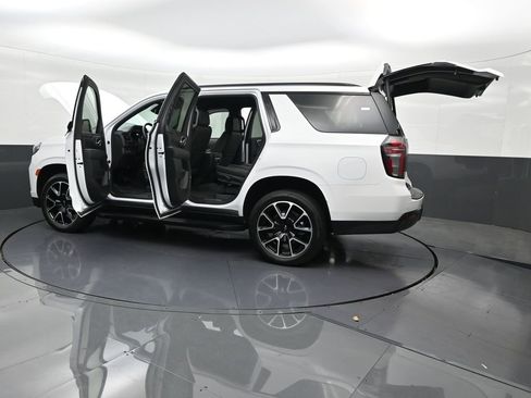 Used 2024 Chevrolet Tahoe RST image 35