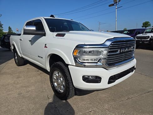 Used 2022 RAM 2500 Laramie AWD/4WD image 16