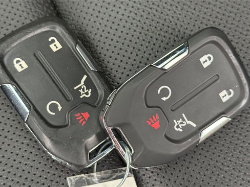 Used 2023 GMC Acadia AT4 w/ Technology Package AWD/4WD image 39