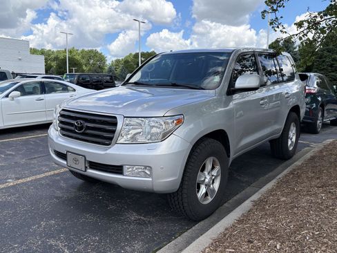 Used 2009 Toyota Land Cruiser AWD/4WD image 4