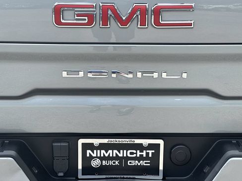 Certified 2023 GMC Sierra 1500 Denali AWD/4WD image 32