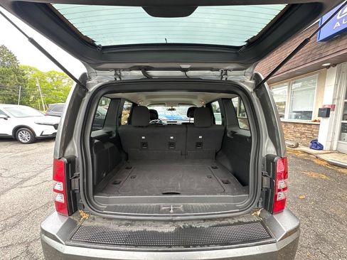 Used 2012 Jeep Liberty Sport w/ Popular Equipment Group AWD/4WD image 13