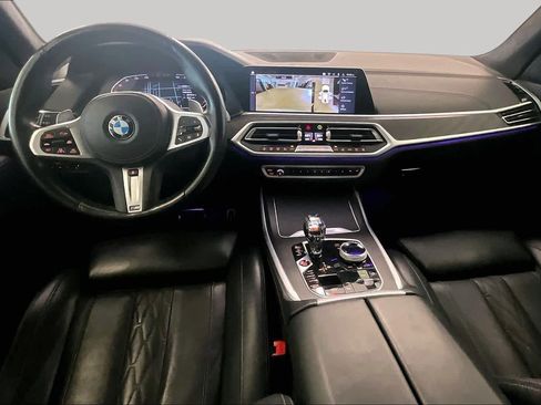 Used 2021 BMW X7 xDrive40i w/ M Sport Package AWD/4WD image 14