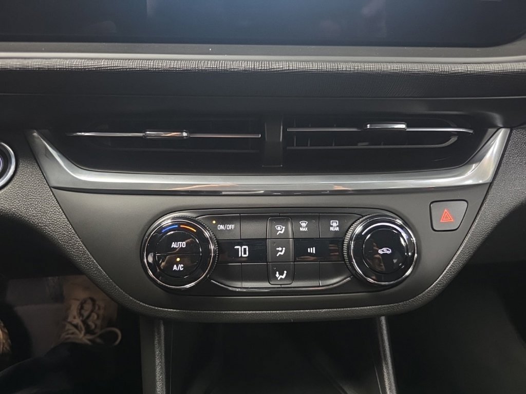 Certified 2024 Buick Envista Preferred w/ Convenience II Package FWD image 21
