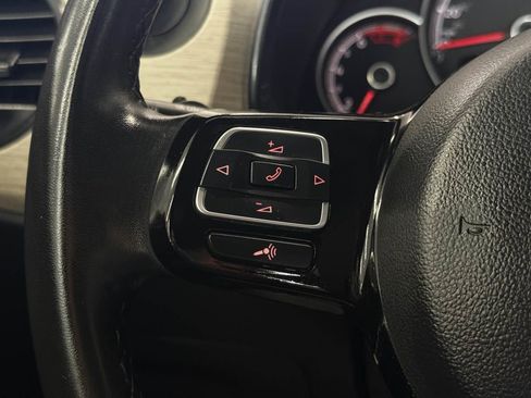 Used 2018 Volkswagen Beetle 2.0T Coast w/ Coast Lighting Package FWD image 37
