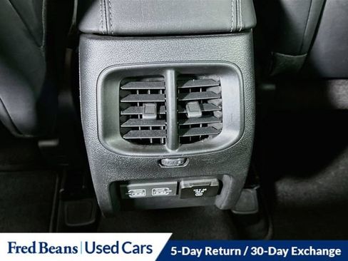 Used 2023 Jeep Cherokee Altitude Lux AWD/4WD image 32