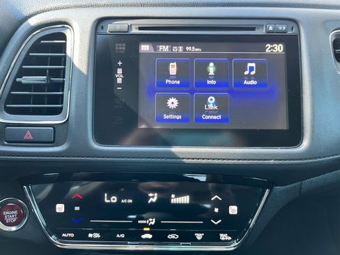 Used 2017 Honda HR-V EX image 28