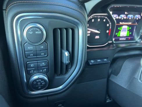 Used 2020 GMC Sierra 1500 AT4 w/ AT4 Premium Package image 18