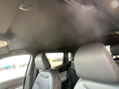 New 2026 Jeep Compass Latitude AWD/4WD image 20