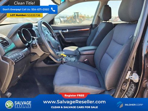 Used 2011 Kia Sorento LX w/ Convenience Pkg AWD/4WD image 9