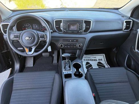 Used 2018 Kia Sportage LX FWD image 6