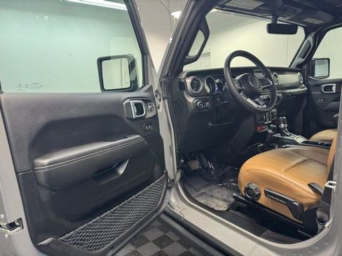 Used 2023 Jeep Wrangler Rubicon image 9