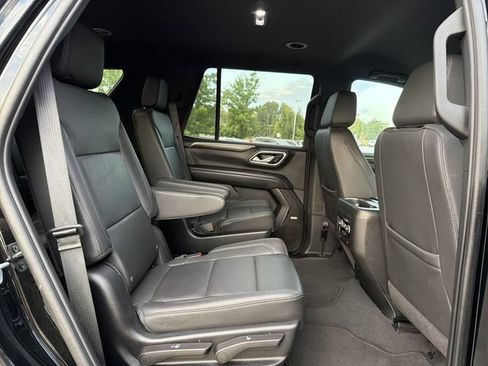 Used 2024 Chevrolet Tahoe LT RWD image 16