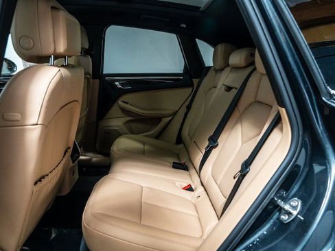 New 2026 Porsche Macan image 27