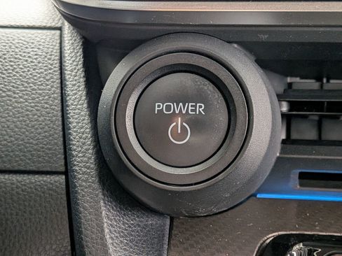 Certified 2023 Toyota Prius XLE FWD image 22