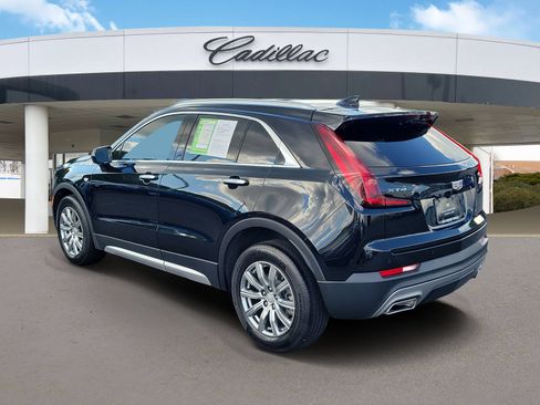 Used 2023 Cadillac XT4 Premium Luxury FWD image 4