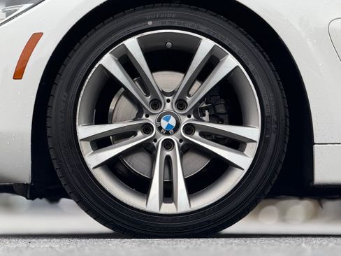 Used 2018 BMW 430i Convertible image 17