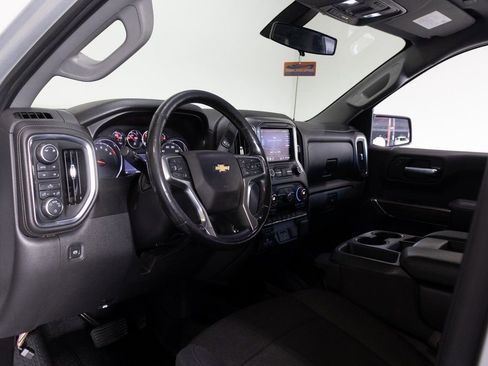Used 2019 Chevrolet Silverado 1500 LT w/ Texas Edition AWD/4WD image 17