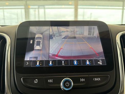 Used 2019 Chevrolet Equinox Premier image 27