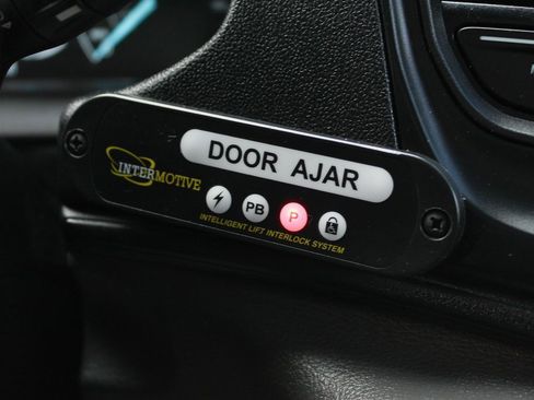 Used 2021 Ford Transit 250 Medium Roof image 33