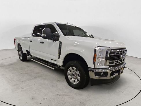 Certified 2024 Ford F350 XLT w/ 360-Degree Camera Package image 7